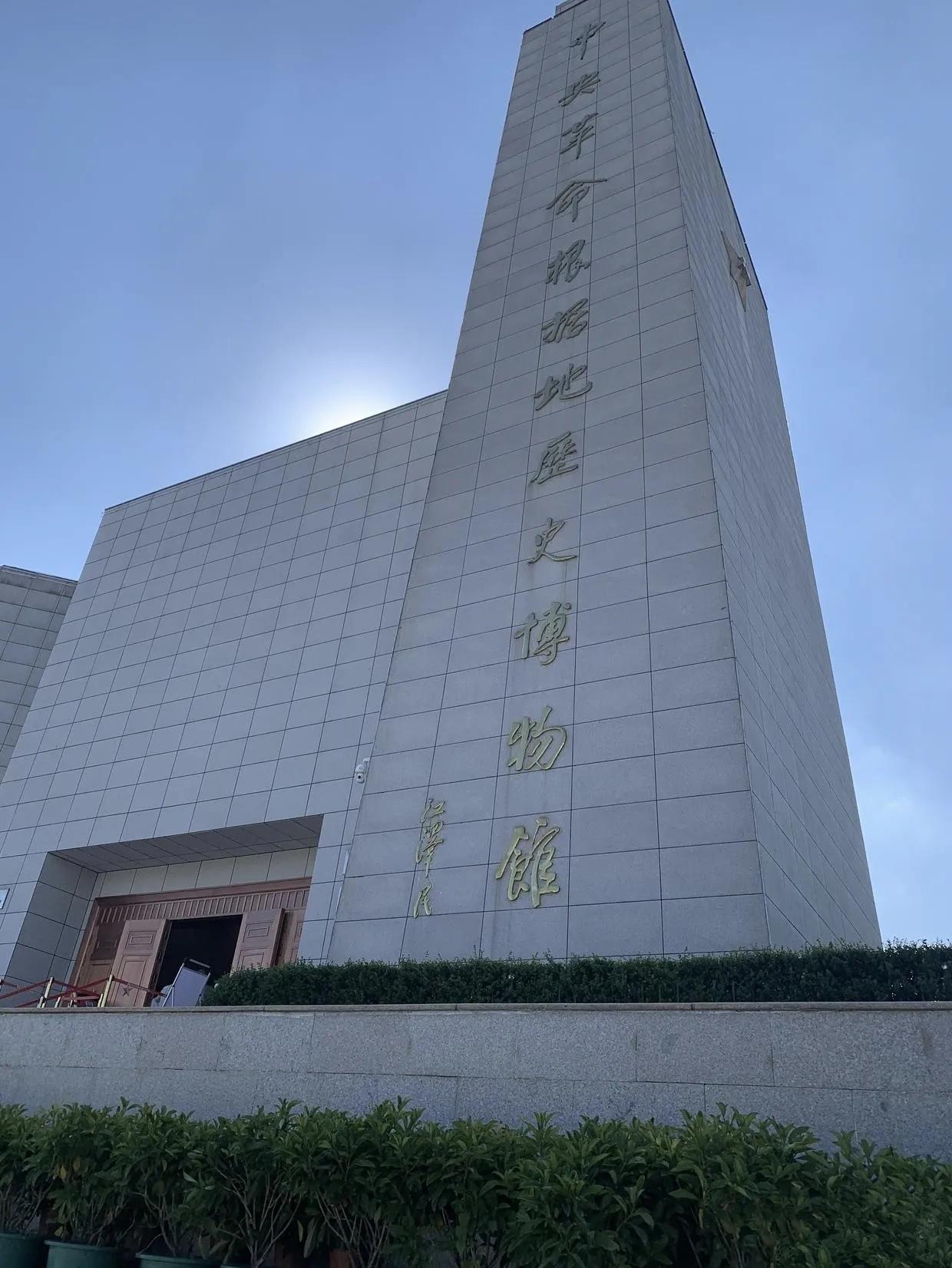 江西,红色沃土,绿色家园——外交部发言人点赞之地